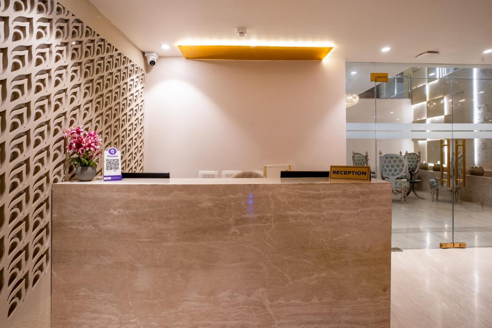 Hotel Ginger Palace Delhi Airport Νέο Δελχί Εξωτερικό φωτογραφία