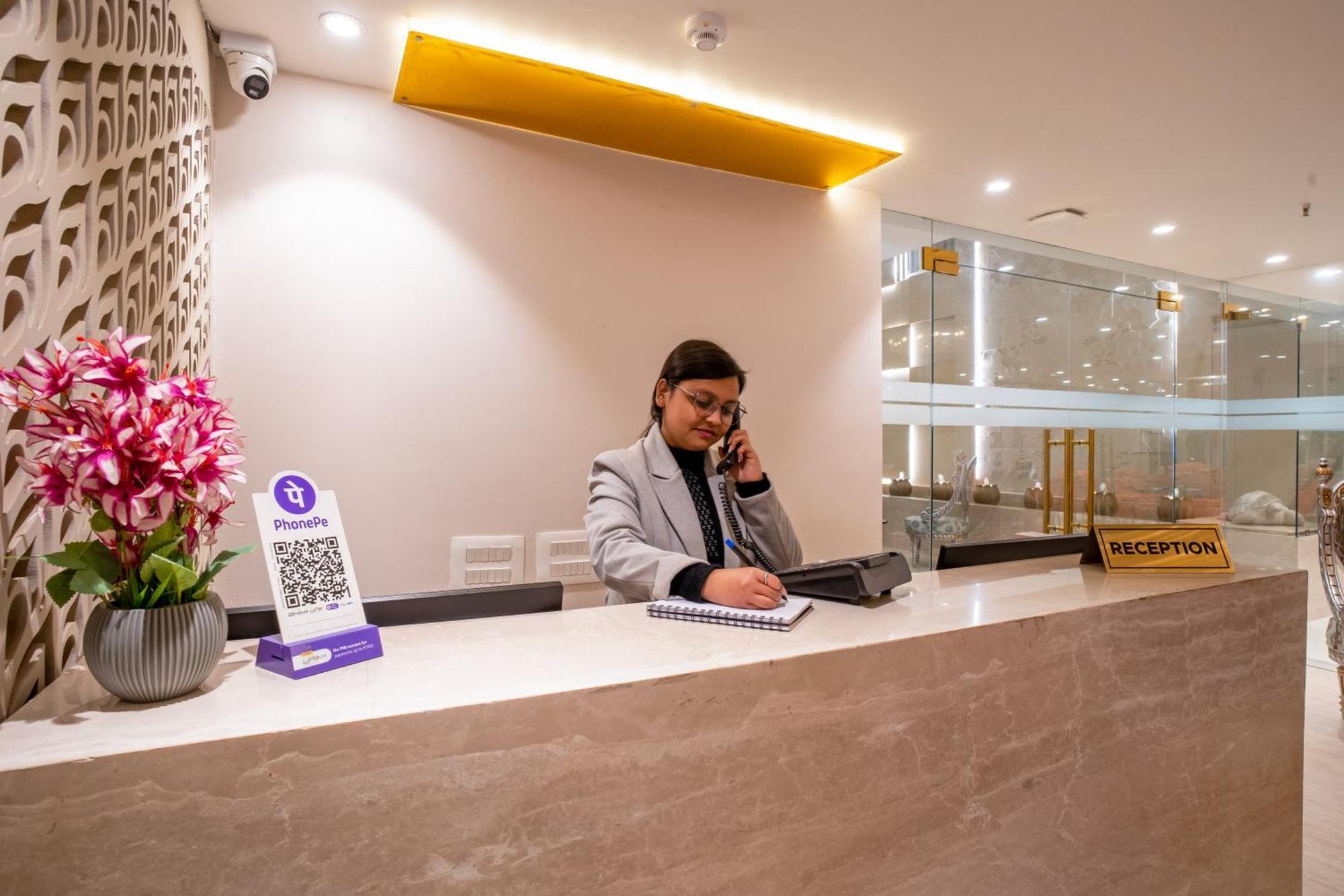 Hotel Ginger Palace Delhi Airport Νέο Δελχί Εξωτερικό φωτογραφία